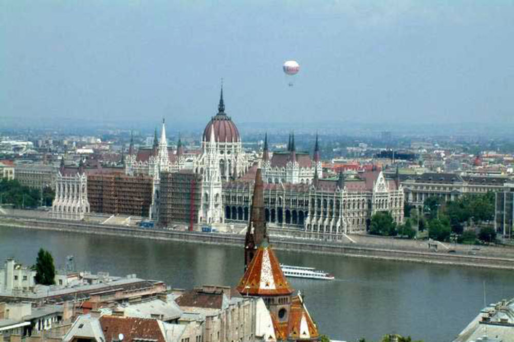 Orbanov podmladak za istragu napada na Mađare u Srbiji