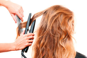 OPASNO PO ZDRAVLJE: Da li znate šta sadrže proizvodi za stilizovanje kose?