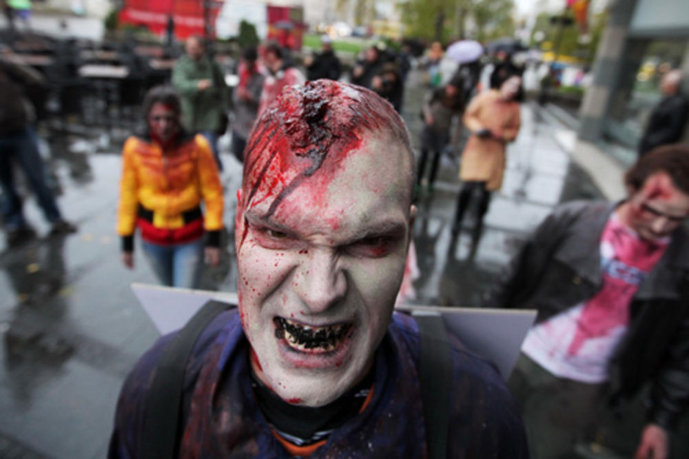 BEOGRAD: U subotu ulicama šetaju zombiji!