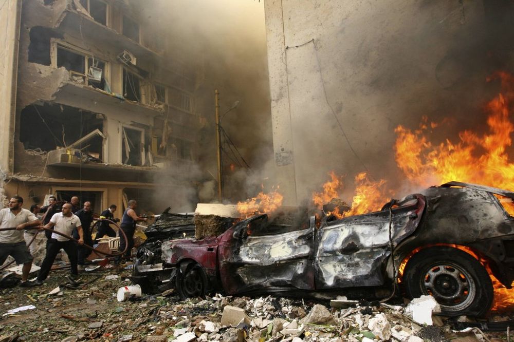 CRNI PETAK U BEJRUTU: Bomba razorila centar, Libanci broje mrtve