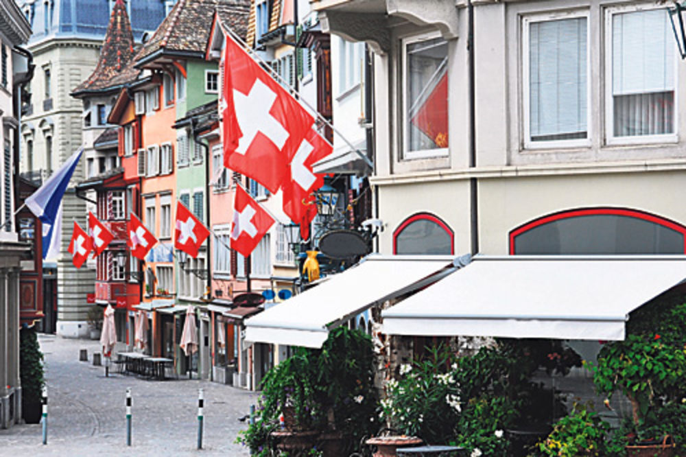 Švajcarkinja priznala da je ubila troje svoje dece