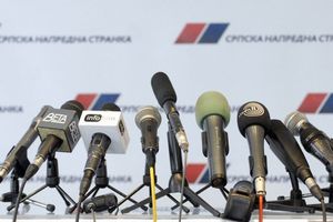 SNS: Neosnovane optužbe za smenu Selakovića