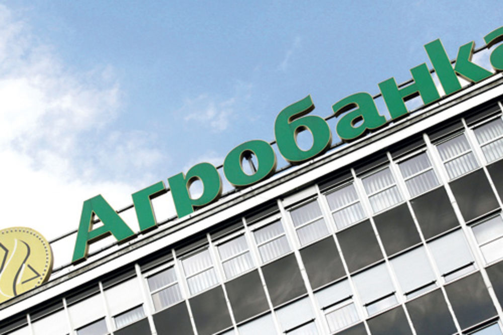Službenica Agrobanke uzimala novac sa računa klijenata