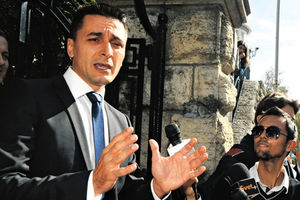 Branimir Kuzmanović: Ne odustajem od kandidature