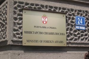 Nikolić opozvao ambasadora u Makedoniji