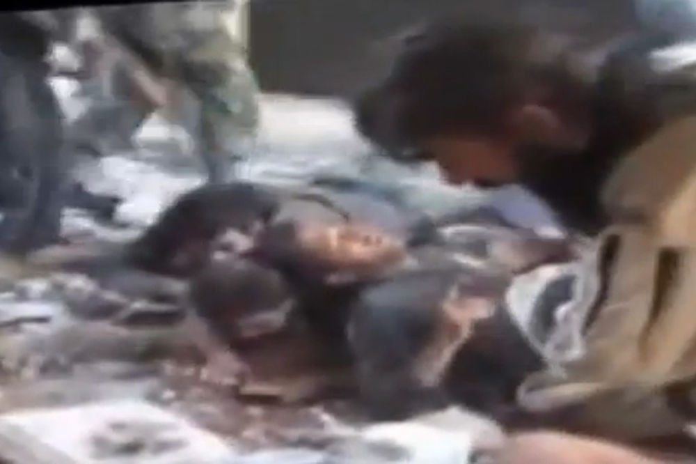 Šokantno: Snimak ratnog zločina sirijskih pobunjenika