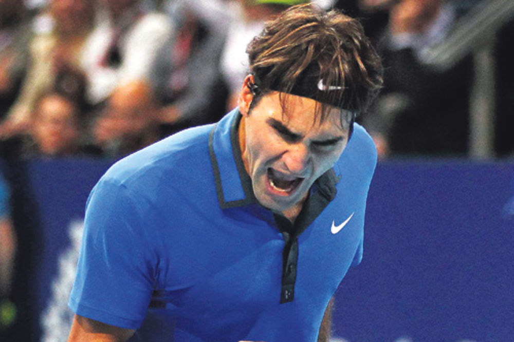 Federer protivnik Đokovića u londonskom finalu
