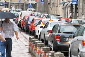 MISTERIJA BEOGRADA: Zašto svaka kiša napravi kolaps u saobraćaju!