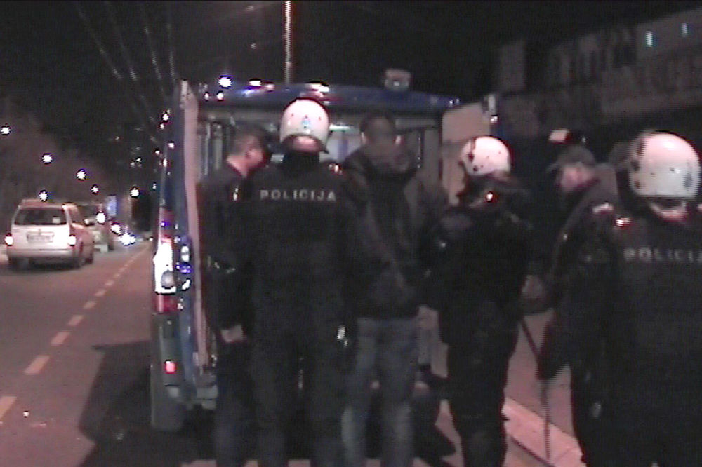 Međusobni sukobi navijača Partizana pred derbi, privedeno 107 osoba
