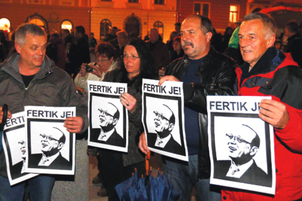 Protesti se šire Slovenijom