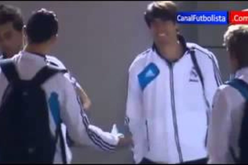 Ronaldo i Kaka uče Gangnam stajl