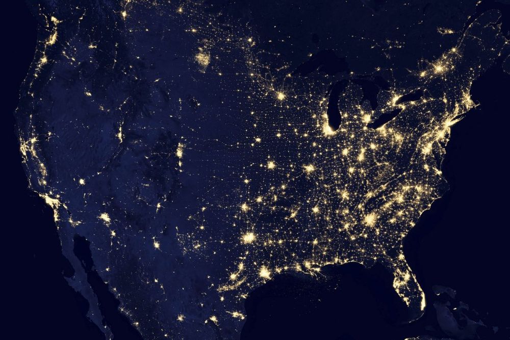 SPEKTAKULARNO: Ovako Zemlja izgleda noću