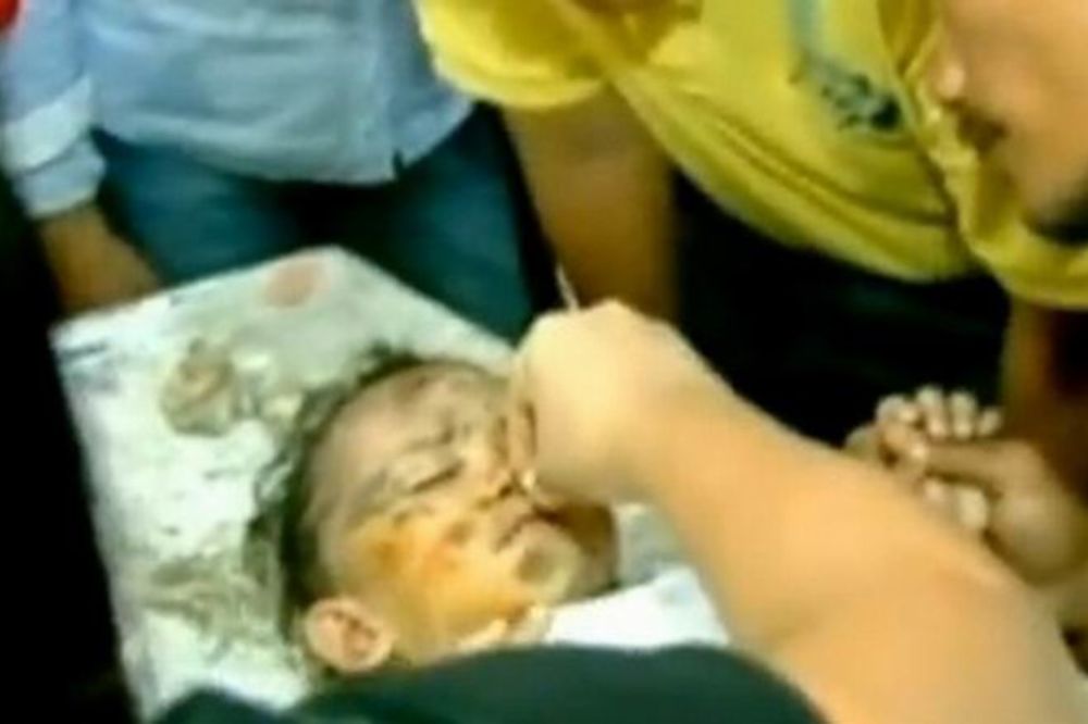 JAČI OD TAJFUNA: Mališan preživeo živ zakopan u mulju