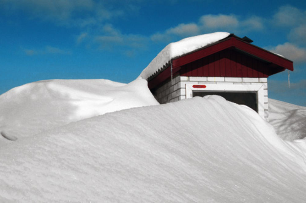 ALARMANTNO: Zbog zime ugroženo 10.000 ljudi!
