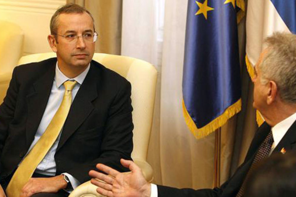 Nikolić sa ambasadorom Devenportom o platformi za KiM