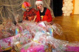 Seltik darovao božićne poklone bolesnoj deci