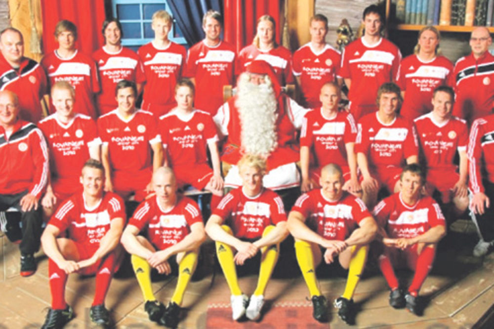 U Laponiji igra fudbalski klub Deda Mraz!