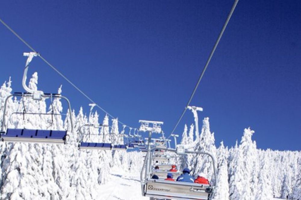 KOPAONIK: Od petka još četiri ski lifta
