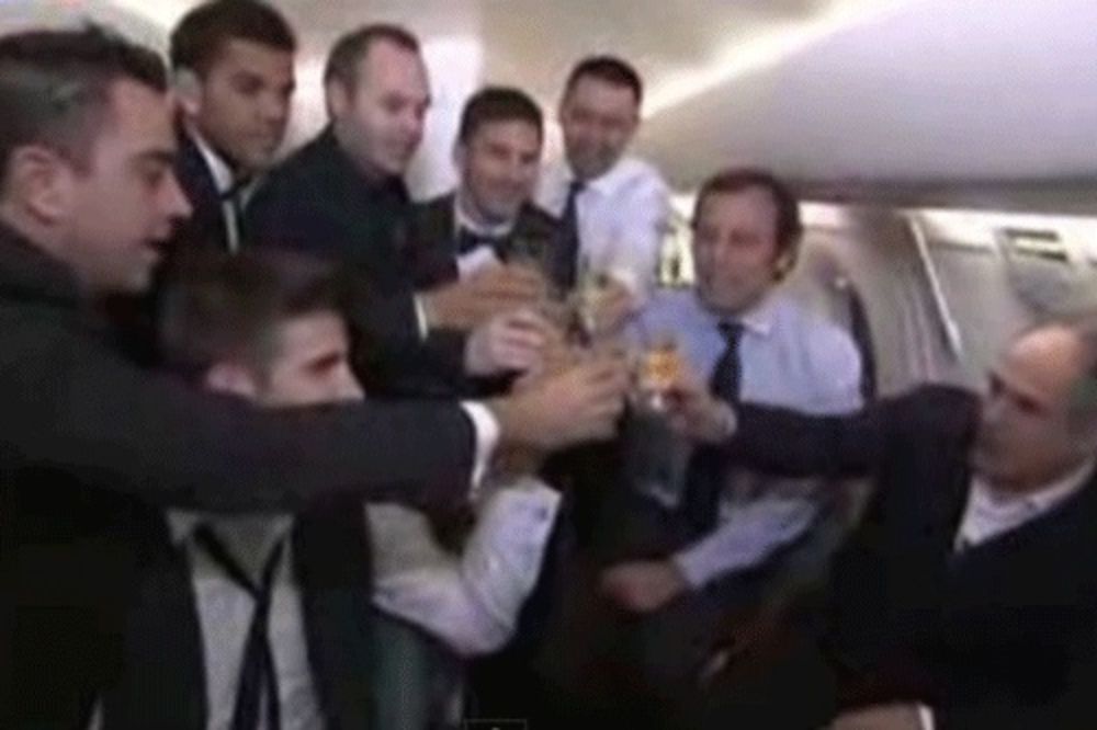Uz šampanjac u avionu slavili Mesijevu Zlatnu loptu