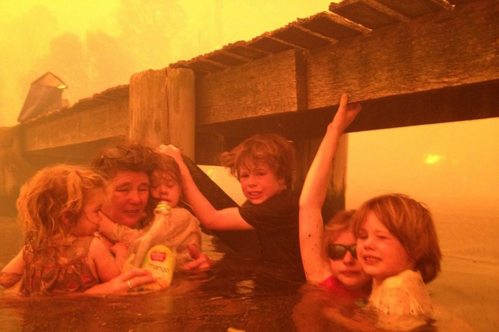 Australija: Požari se vide iz svemira, narod traži spas u vodi