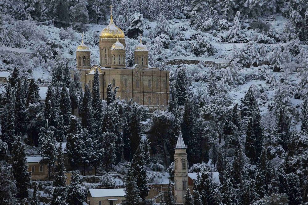 Jerusalim pod snegom, škole zatvorene