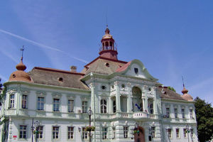 OPRANA: Zastava Vojvodine vraćena na Gradsku kuću u Zrenjaninu