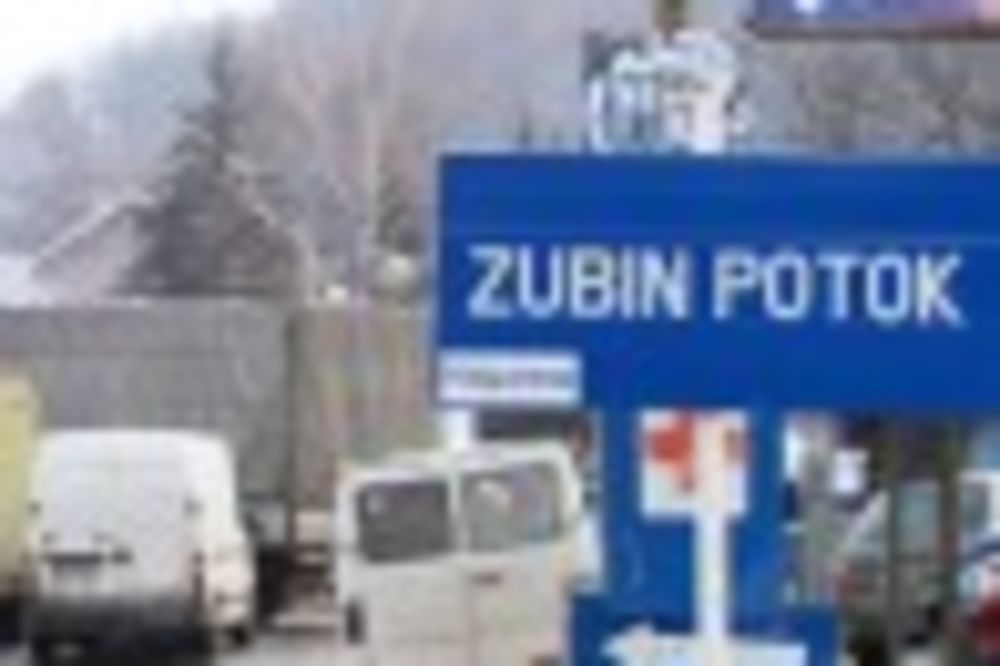Srbi upali u stanicu policije Zubin potok i oslobodili Slobodana Sovrlića!