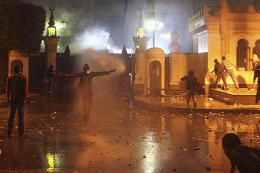 NEĆE ISLAMISTE: U Kairu napali predsedničku palatu