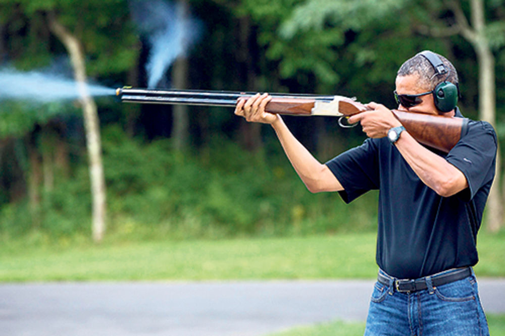 LOVAC: Obama se hvali svojom puškom