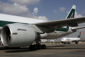 Alitalia prefarbala svoj logo na avionu posle nesreće