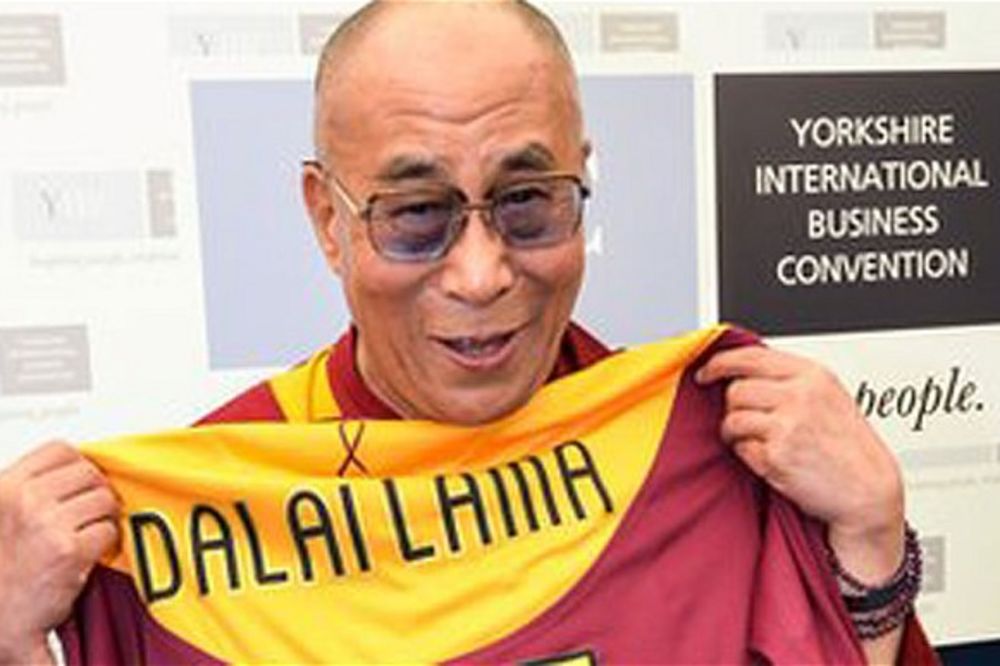 VETAR U LEĐA: Dalaj Lama blagoslovio igrače Bredforda!
