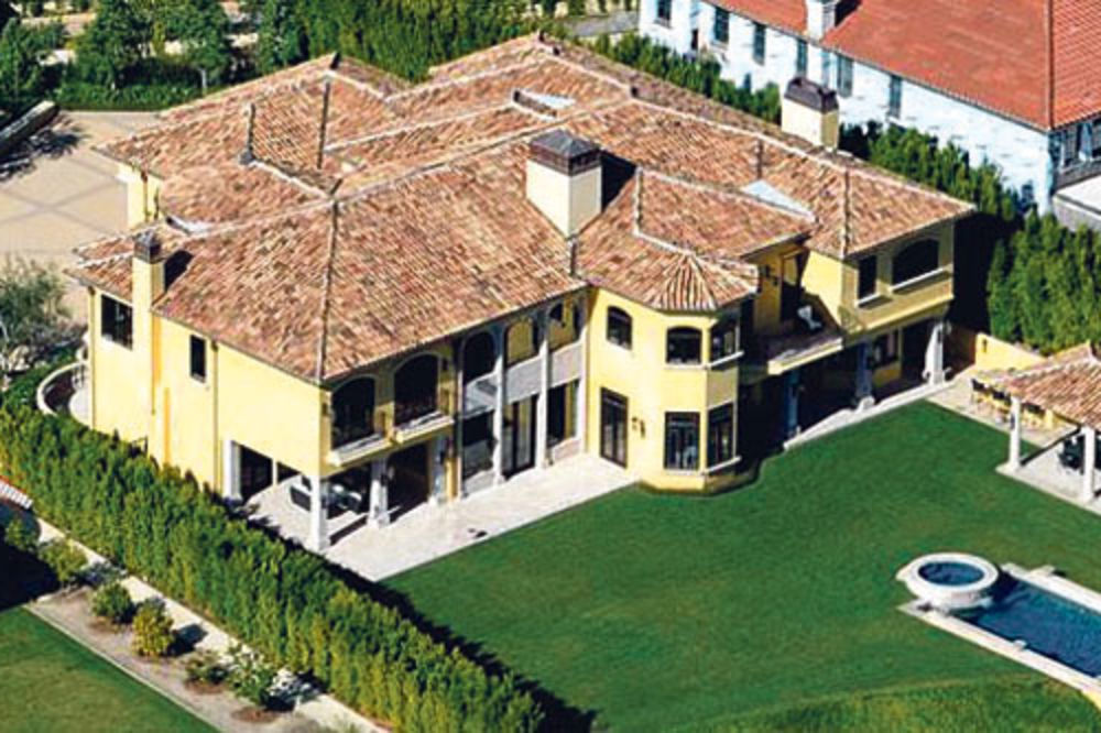 IMA SE: Kim Kardašijan kupila vilu od 11 miliona dolara