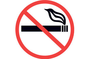 RUSI U PATROLI: Moskovljani protiv pušača na nedozvoljenim mestima