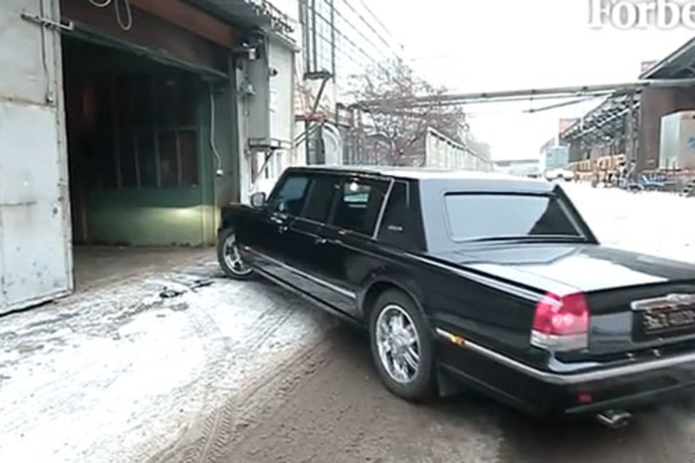 Ovo je limuzina kojoj je Putin rekao njet!