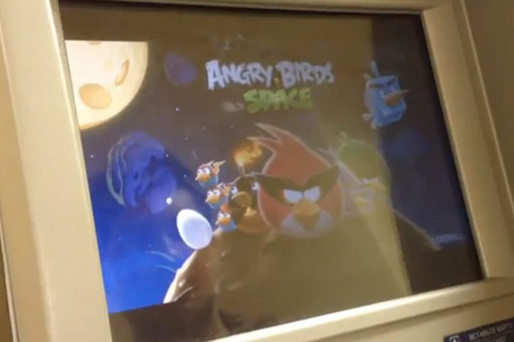 RUSKI HAKERI: Na bankomatu igrali Angry Birds!