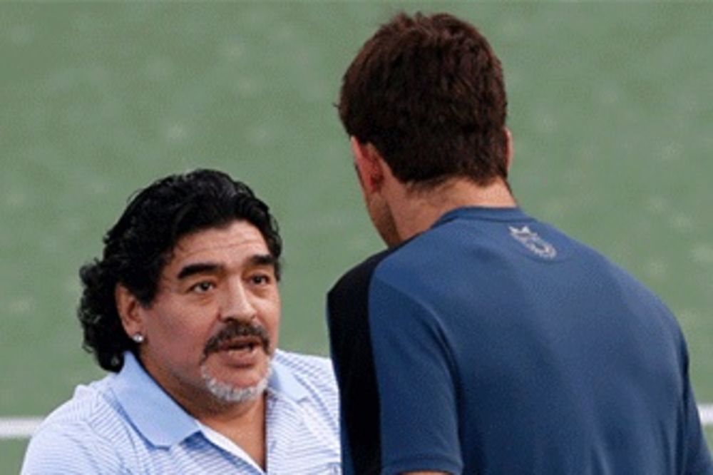 NIJE ODOLEO: Maradona izazvao Del Potra!