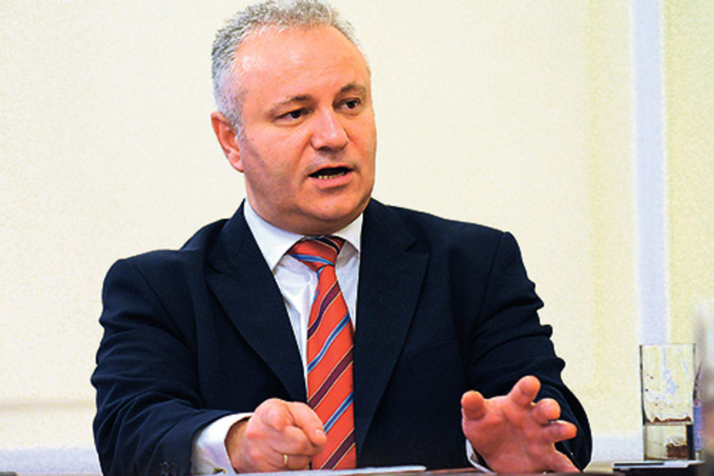 Dinkić odložio izradu zakona o finansiranju Vojvodine