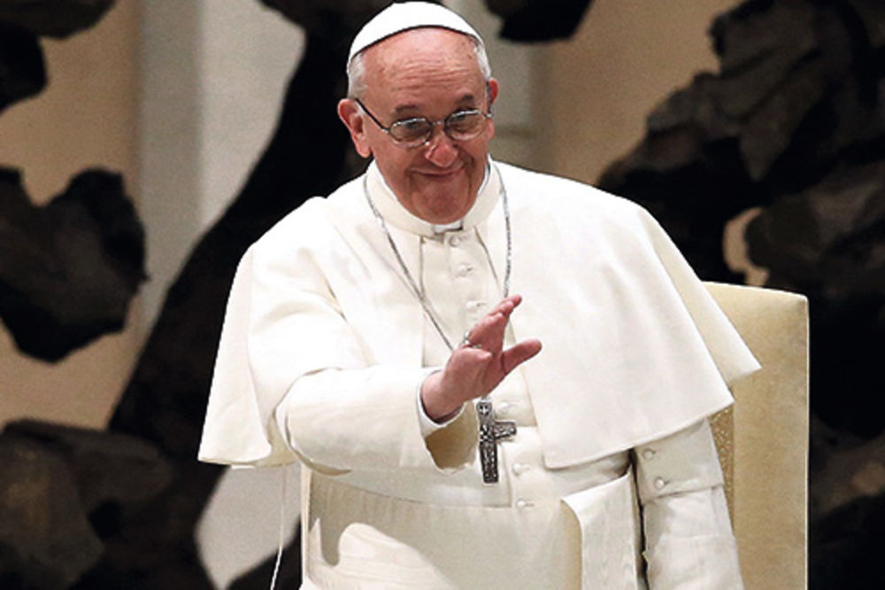 POSLE HILJADU GODINA: Patrijarh na ustoličenju pape
