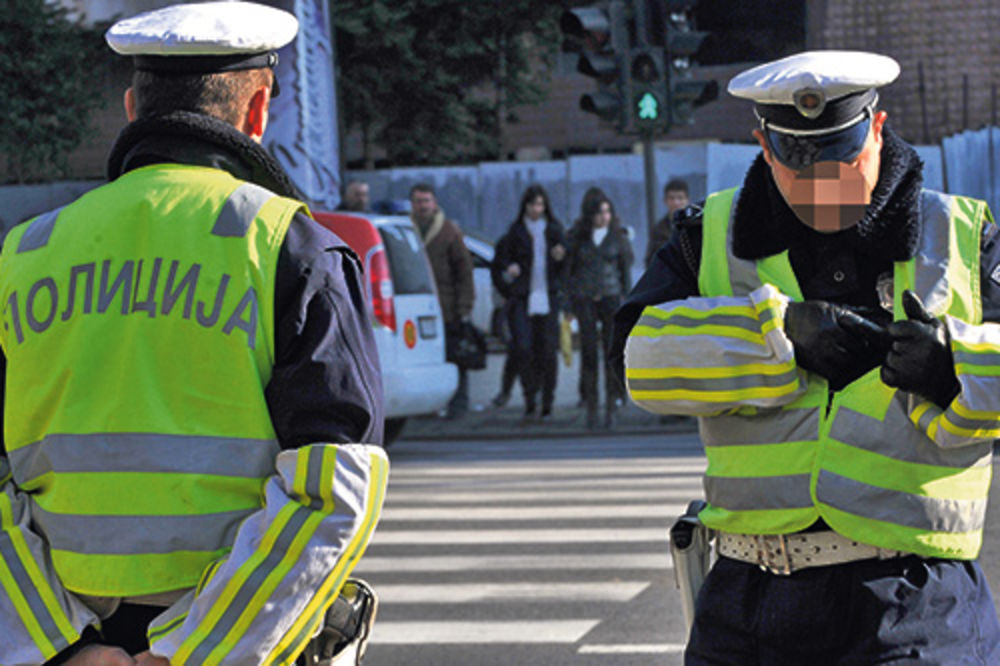 ZAJEČAR: Policijski pukovnik izazvao saobraćajku