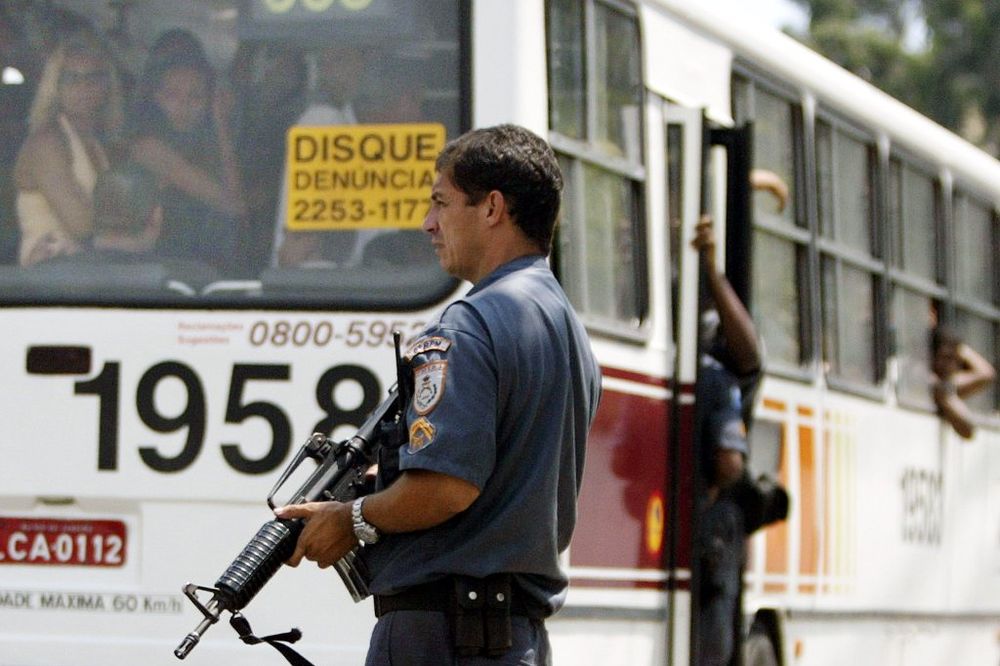 HOROR U RIJU: Turistkinja brutalno silovana u autobusu