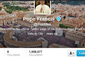 SAJBER VATIKAN: Papa ima 6 miliona pratioca na Tviteru!