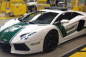 ZVER: Policija Dubaija patrolira u lamborginiju od 550.000 dolara