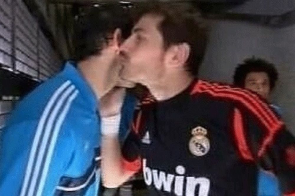 NEMA SUKOBA: Kasiljas poljubio Lopeza!