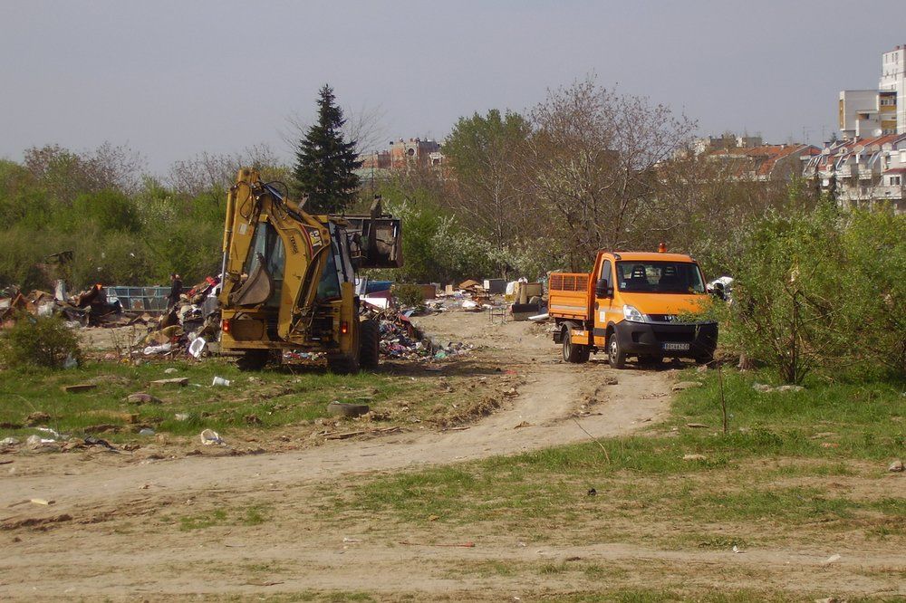 Uklonjeno nehigijensko naselje kod OMV pumpe na Čukarici