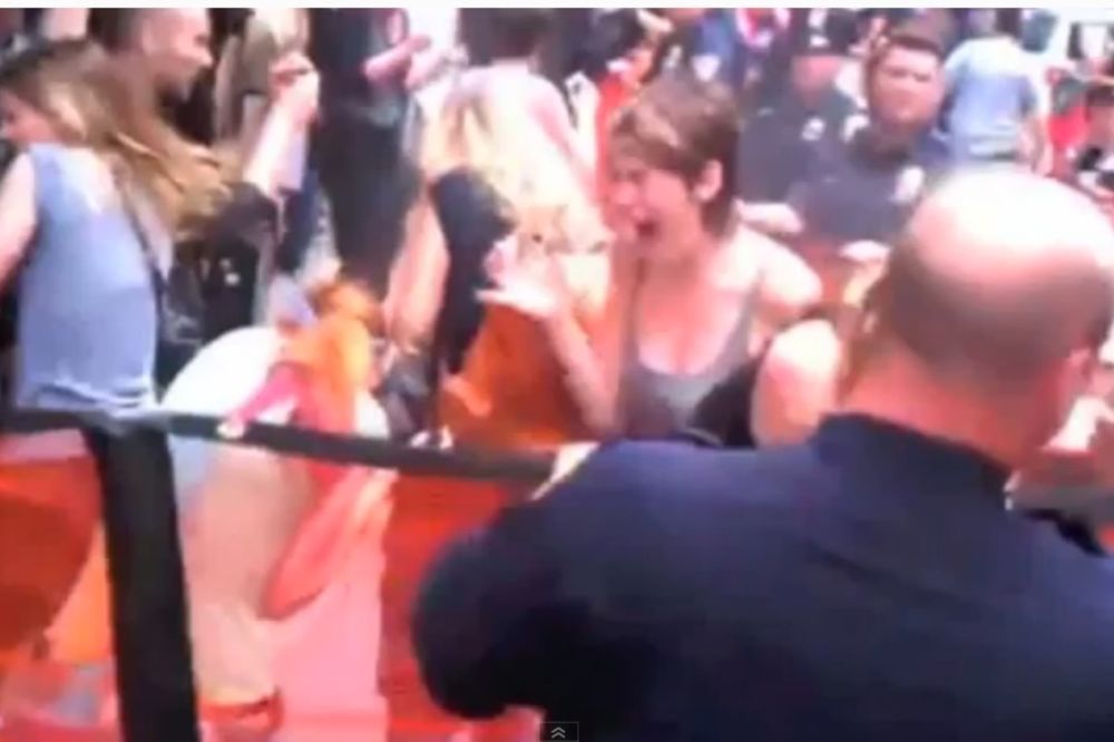 VIDEO: Policajac prskao žene biber sprejom, proglasili ga nevinim