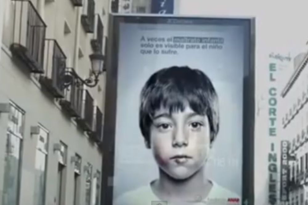 NEVIDLJIV ZA ODRASLE: Plakat spasava zlostavljanu decu!