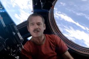 DIREKTNO IZ SVEMIRA: Sleteo astronaut Kris Hedfild