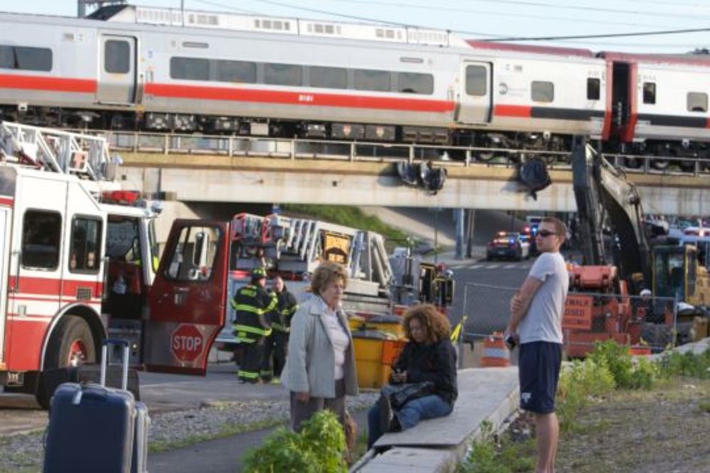 TEŠKA NESREĆA: Sudar vozova na relaciji Njujork - Boston