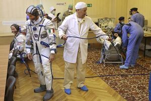 KOSMOS EKSPRES: Astronauti za samo 6 sati stigli na MKS!