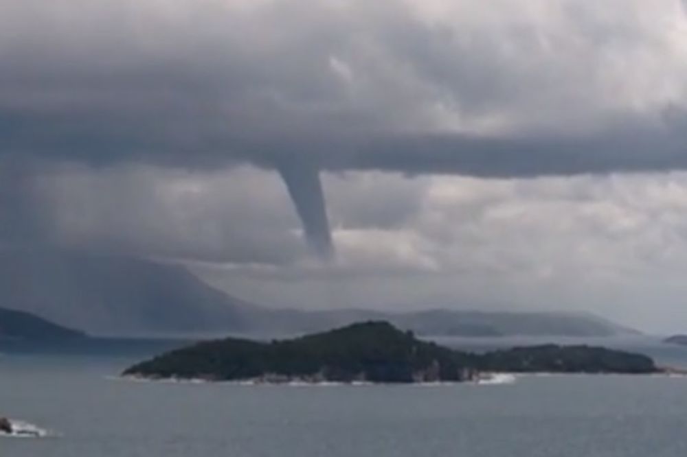 POGLEDAJTE: Tornado kod Dubrovnika!